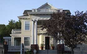 The Decker House Hotel Mason City Exterior foto